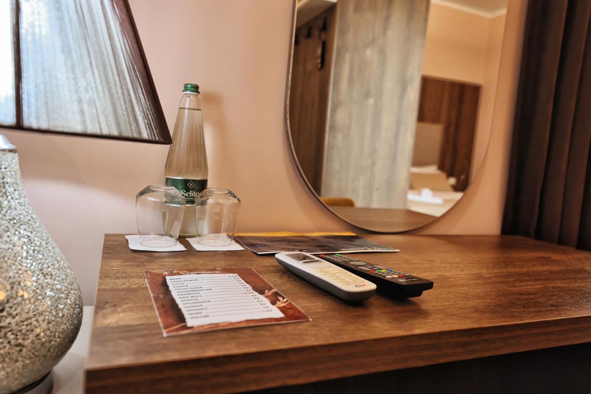 Vila Casablanca - Boutique Hotel & Restaurant Shkodër Eksteriør billede